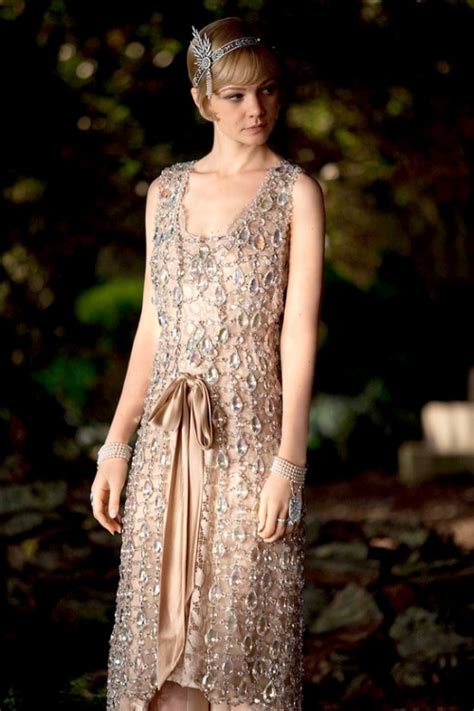 great gatsby daisy buchanan dresses.